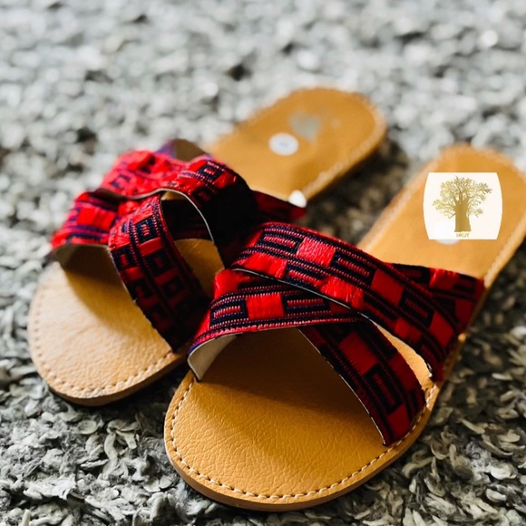 TUKKI Sandals - Picture 3 of 8